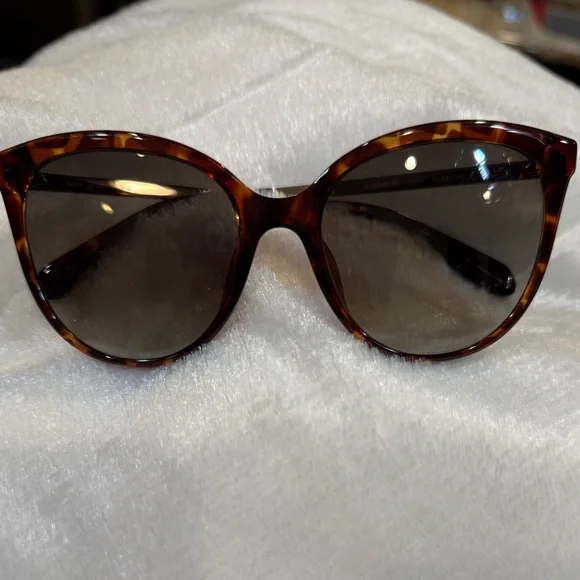 Gorgeous Kate Spade Sassari Havana Cat Eye Butterfly Sunglasses NWT - Picture 13 of 16